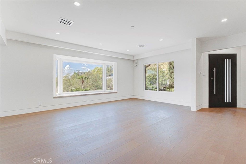 401 Brockmont Drive, Glendale, CA 91202 — photo 4