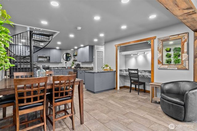 5924 139th Trail SW, Rochester, WA 98579
