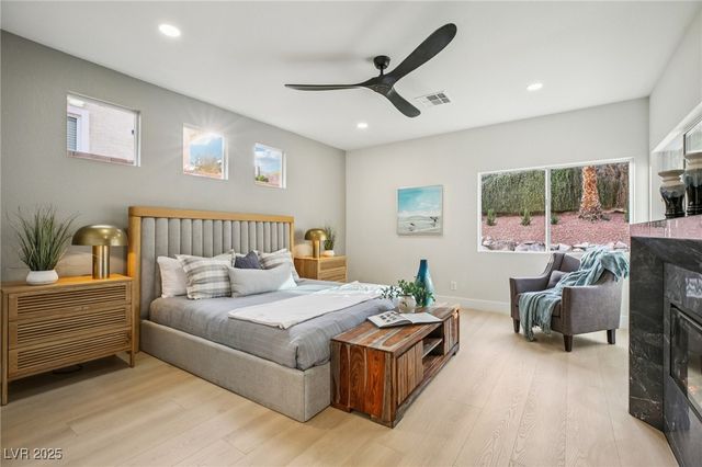 129 Sapodilla Lane, Las Vegas, NV 89144