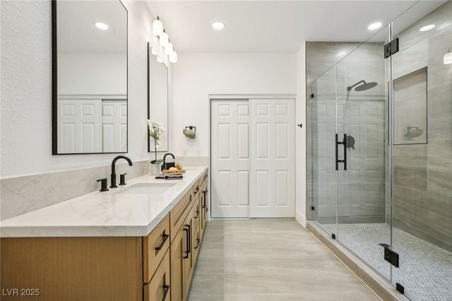 129 Sapodilla Lane, Las Vegas, NV 89144