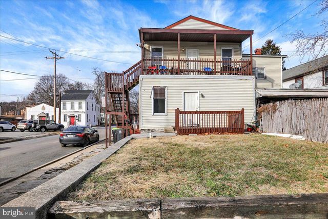 1328 LEHMAN ST, Lebanon, PA 17046