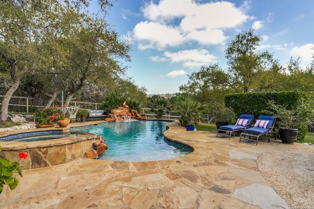 823 FAWNWAY, San Antonio, TX 78260