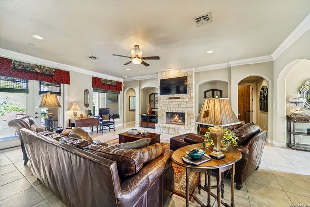 823 FAWNWAY, San Antonio, TX 78260