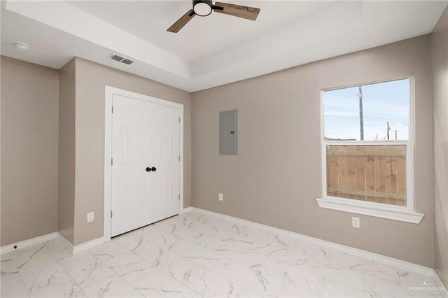 1712 W B Street, Mission, TX 78572