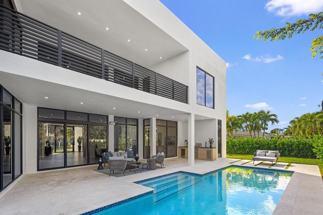 957 SW 12th Street, Boca Raton, FL 33486