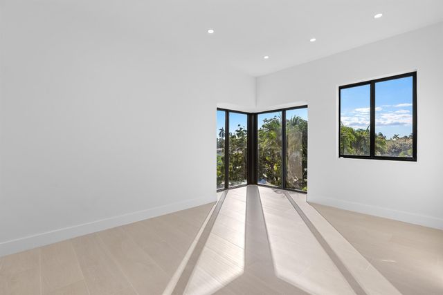 957 SW 12th Street, Boca Raton, FL 33486