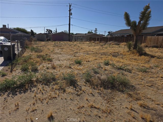 6427 Balboa, Yucca Valley, CA 92284