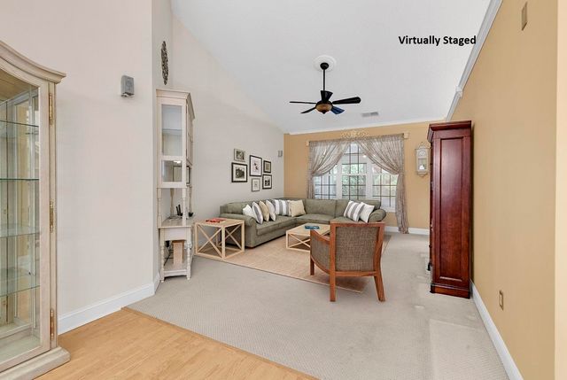 209 Candlewood Dr., Conway, SC 29526
