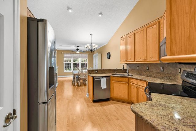 209 Candlewood Dr., Conway, SC 29526