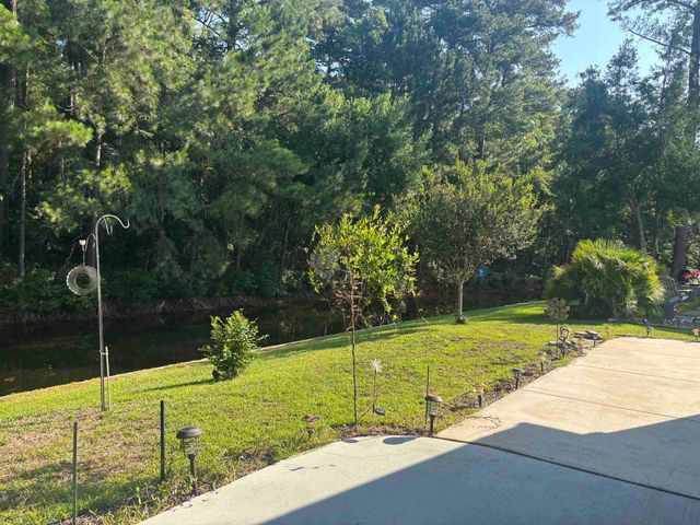 209 Candlewood Dr., Conway, SC 29526