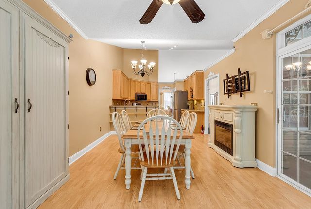 209 Candlewood Dr., Conway, SC 29526