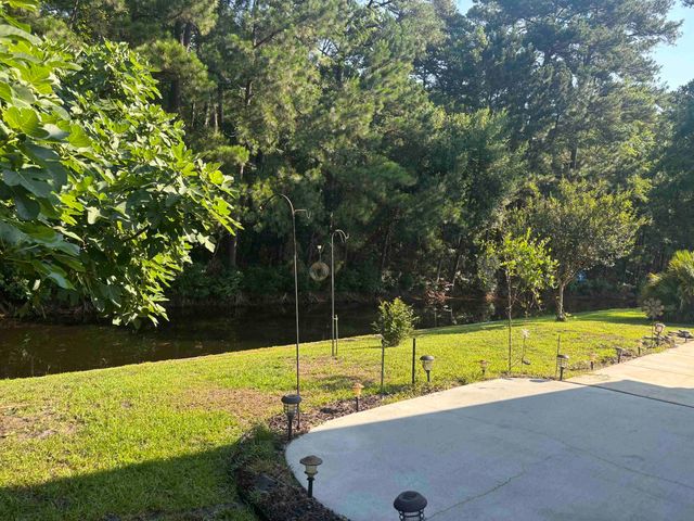 209 Candlewood Dr., Conway, SC 29526