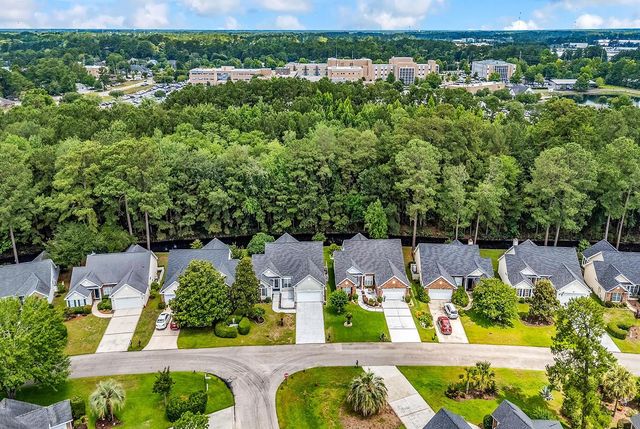 209 Candlewood Dr., Conway, SC 29526