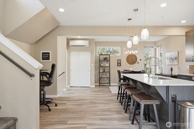 1313 150th Lane SW, Lynnwood, WA 98087