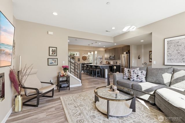 1313 150th Lane SW, Lynnwood, WA 98087