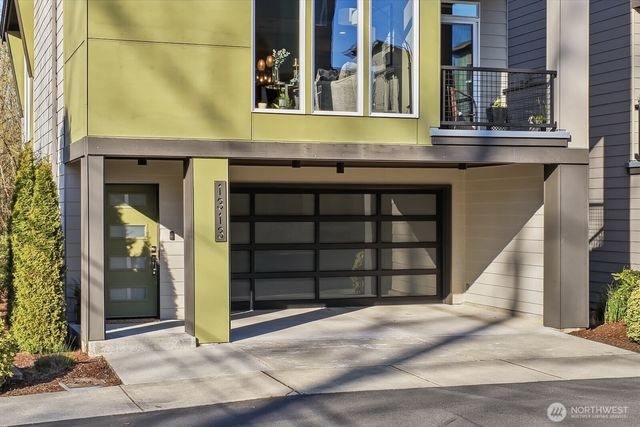 1313 150th Lane SW, Lynnwood, WA 98087