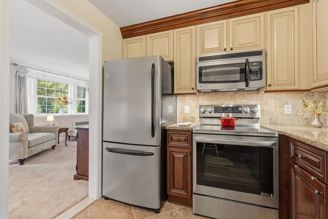21 CHELFIELD RD, Glenside, PA 19038