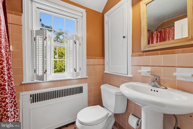 21 CHELFIELD RD, Glenside, PA 19038