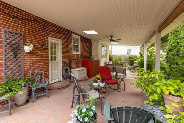 21 CHELFIELD RD, Glenside, PA 19038
