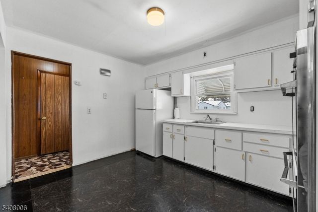 316 Maitland Ave, Paterson City, NJ 07502