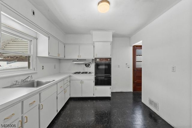 316 Maitland Ave, Paterson City, NJ 07502