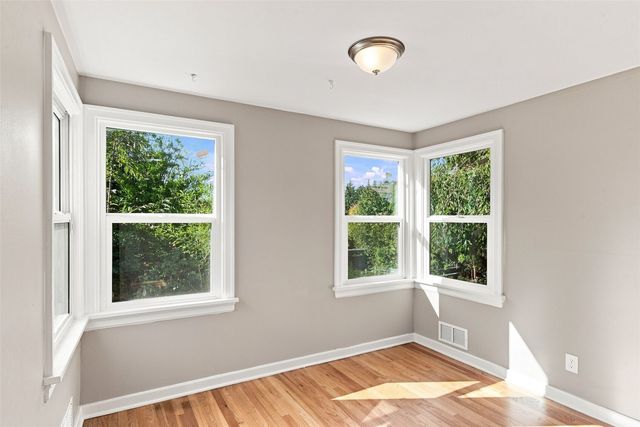 11261 Occidental Avenue S, Seattle, WA 98168