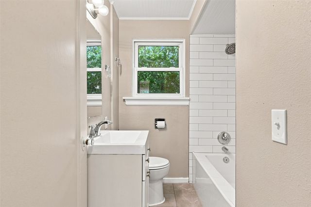 11261 Occidental Avenue S, Seattle, WA 98168