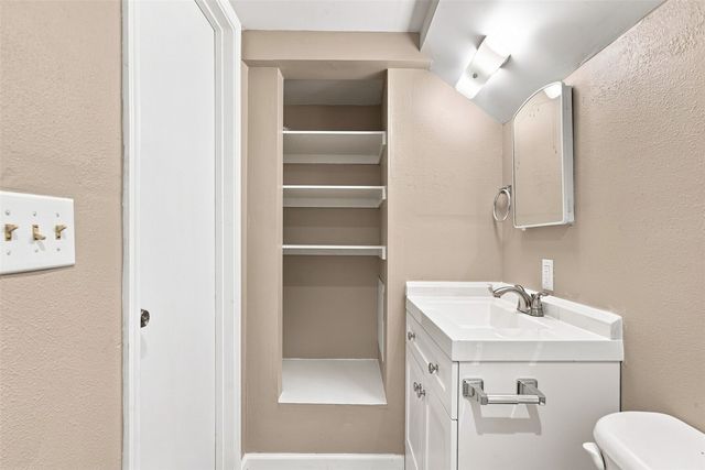 11261 Occidental Avenue S, Seattle, WA 98168