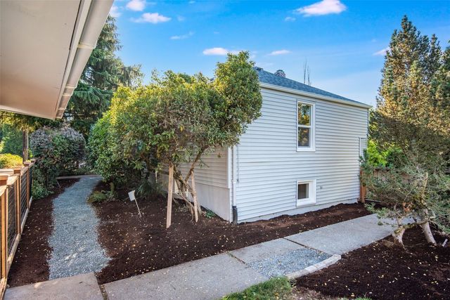 11261 Occidental Avenue S, Seattle, WA 98168