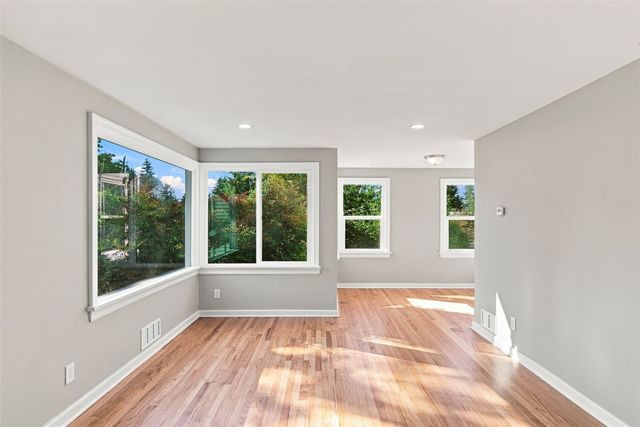 11261 Occidental Avenue S, Seattle, WA 98168