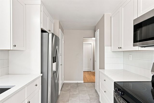 11261 Occidental Avenue S, Seattle, WA 98168