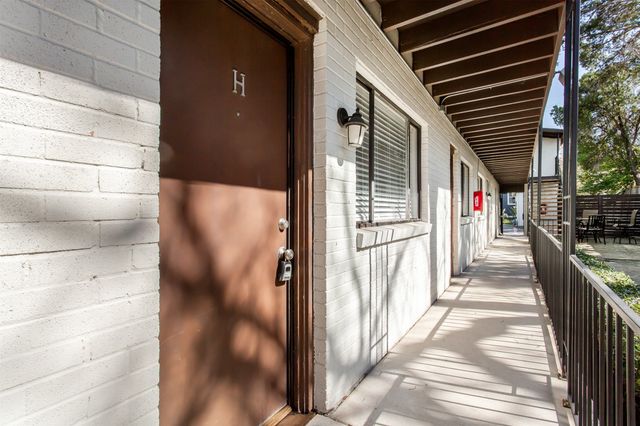 5722 Gaston Avenue H, Dallas, TX 75214