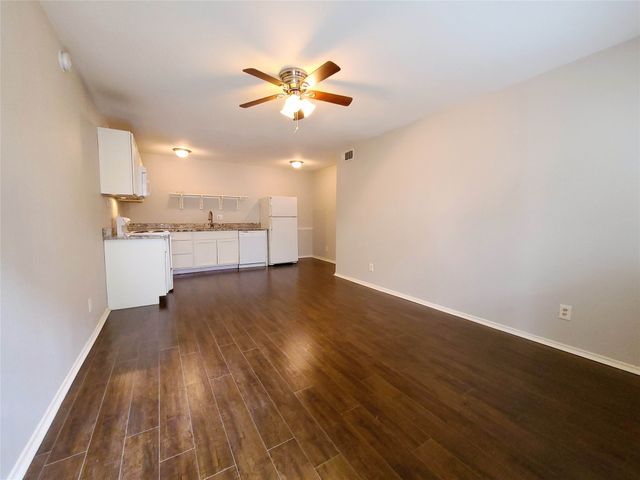 5722 Gaston Avenue H, Dallas, TX 75214