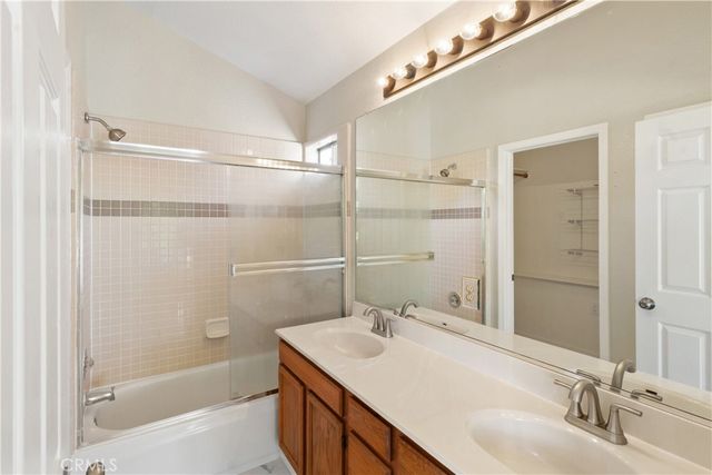 1069 Brick And Tile, Stockton, CA 95206