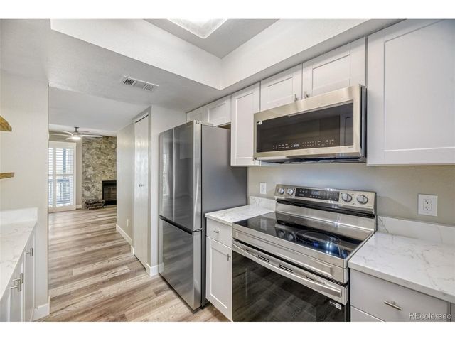 1314 S Cathay Ct 102, Aurora, CO 80017