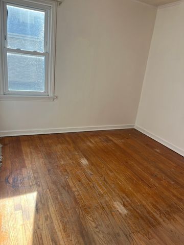 14340 Kilpatrick Avenue, Midlothian, IL 60445