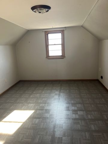 14340 Kilpatrick Avenue, Midlothian, IL 60445