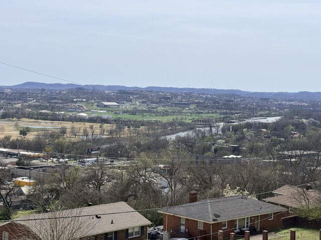 503 Summit Ave, Nashville, TN 37218