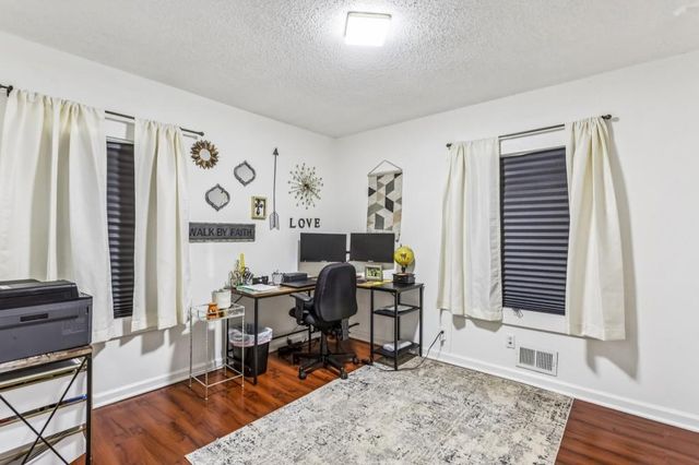 5430 Carol SW Circle, Mableton, GA 30126