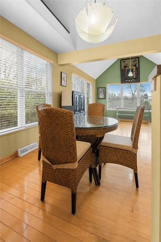 478 Spruce Ln, Houston, PA 15342