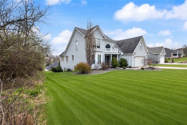 478 Spruce Ln, Houston, PA 15342