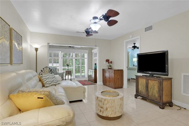 9820 Citadel LN, Bonita Springs, FL 34135