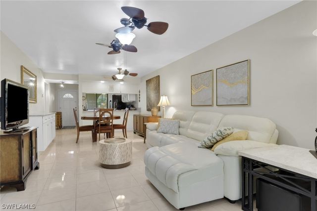 9820 Citadel LN, Bonita Springs, FL 34135