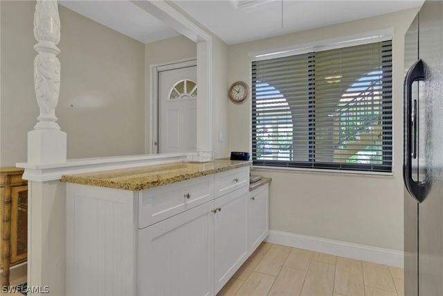 9820 Citadel LN, Bonita Springs, FL 34135