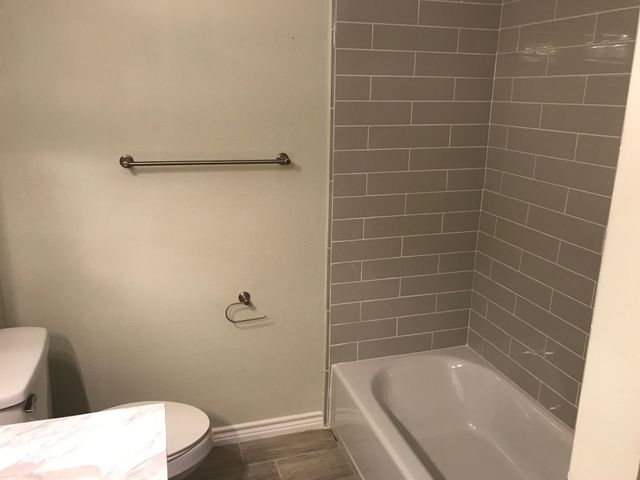 12633 Memorial Drive 21, Houston, TX 77024