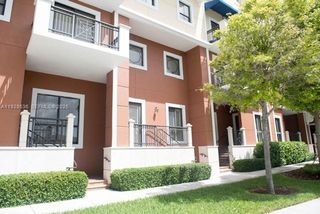 8395 SW 73rd Ave 105, Miami, FL 33143