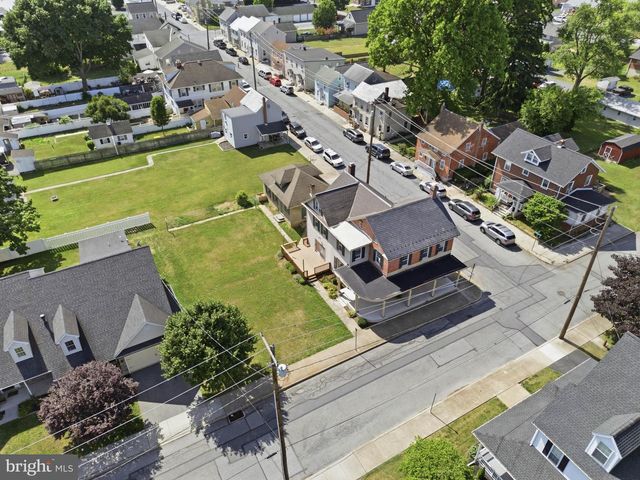 222 MOUNT JOY ST, Mount Joy, PA 17552