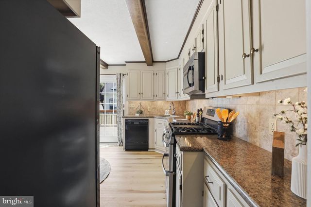 222 MOUNT JOY ST, Mount Joy, PA 17552