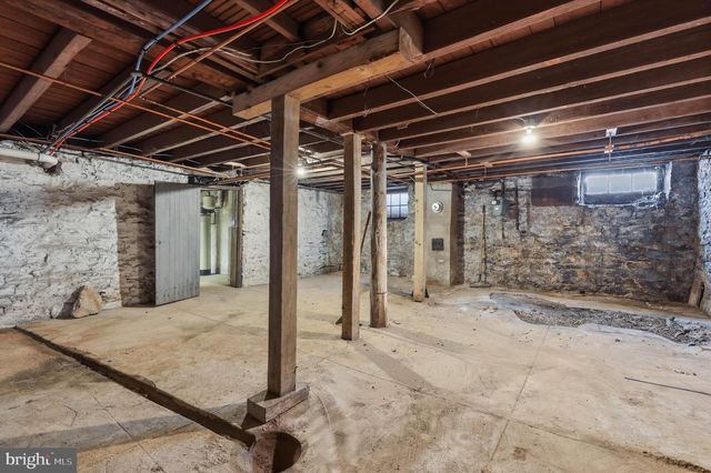 222 MOUNT JOY ST, Mount Joy, PA 17552