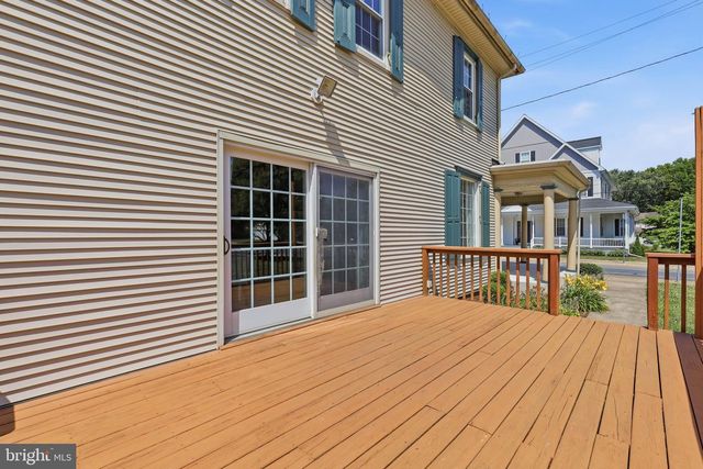 222 MOUNT JOY ST, Mount Joy, PA 17552